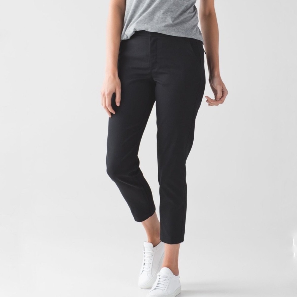 Lululemon | City Trek Trouser Black Tapered Leg Travel Workwear Size 6